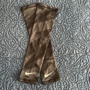 Nike running sleeves